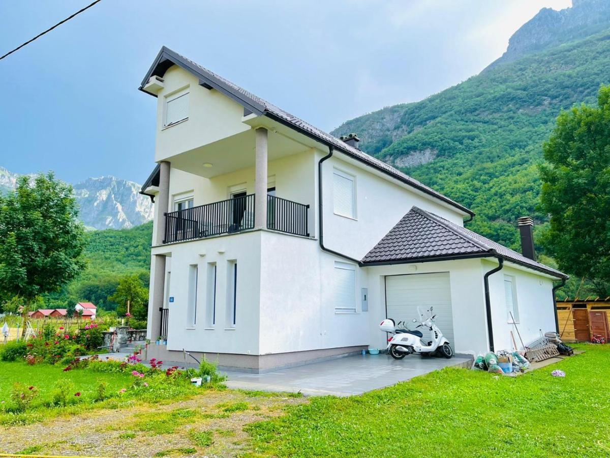 A Breath Of Fresh Air Bed & Breakfast Gusinje Exterior photo