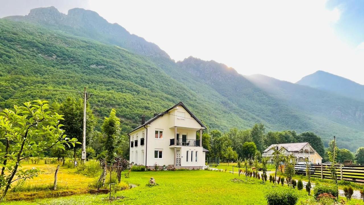A Breath Of Fresh Air Bed & Breakfast Gusinje Exterior photo